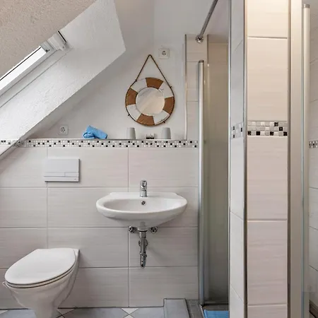 Backbord Deichhausen Apartment *